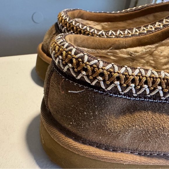 UGG women’s Tan Tasman Suede Slippers size 10 - Picture 4 of 13